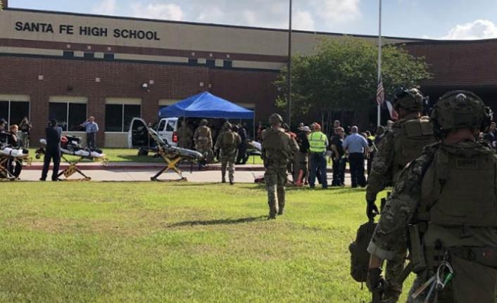 Lisede silahlı saldırı! Ölü ve yaralılar var