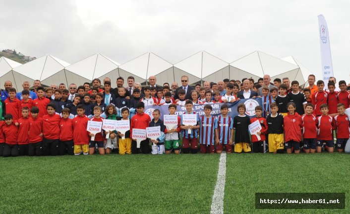 Trabzon'da futbol Küçükler Türkiye Birinciliği maçları başladı 