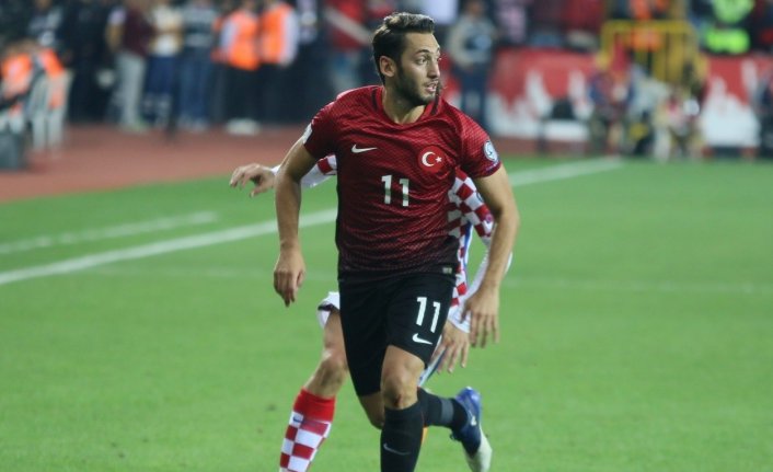 Hakan Çalhanoğlu A Milli takım kadrosundan çıkartıldı