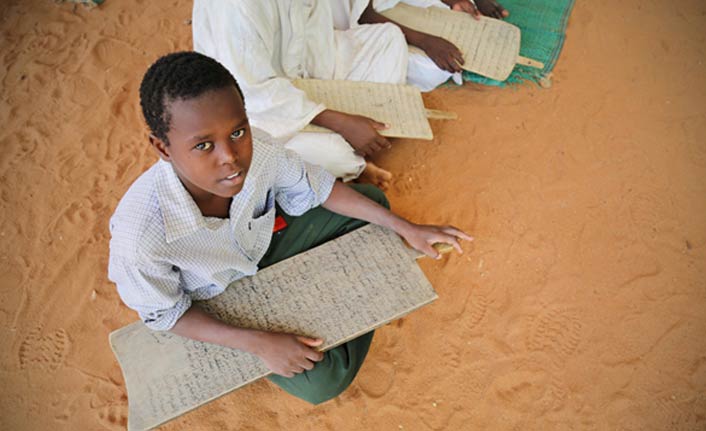 Trabzon Afrika’ya Kur’an-ı Kerim götürüyor