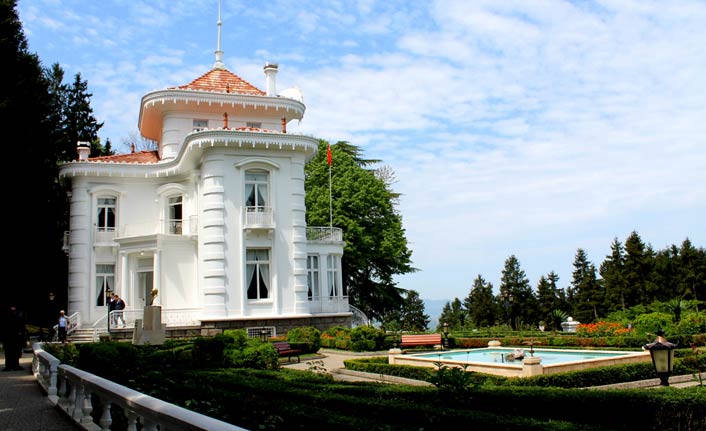 Atatürk Köşkü’nü Dört Ayda 44 Binden Fazla Kişi Gezdi