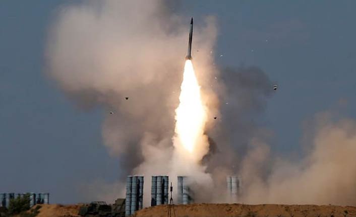 Rusya yeni nesil S-500 füzeleri denedi