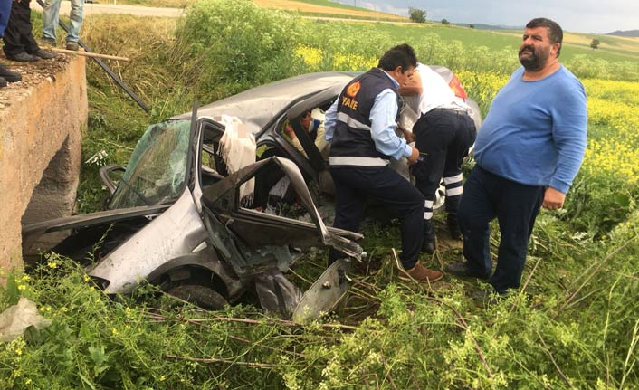 Trafik kazası: 1 ölü, 4 yaralı