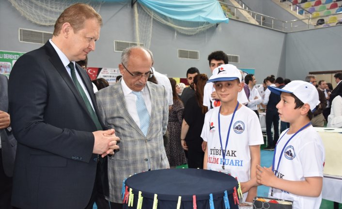 Trabzon'da "Gençlik Haftası" etkinlikleri kapsamında "2018 Bilim Şenliği" açıldı