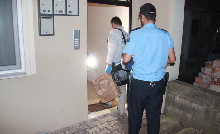 Para isteyip ret cevabı alınca oğlunu vurdu