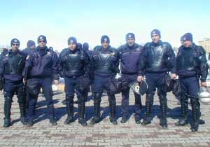 Trabzon’dan İstanbul’a Polis Takviyesi: 60 Kişilik Çevik Kuvvet Ekibi Yola Çıktı