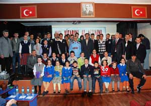 Kitap okudular, ödülü aldılar