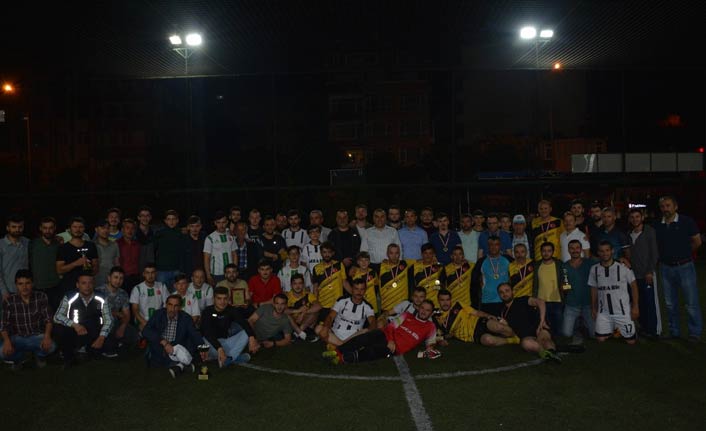 Şehit Yaşar Tüfekçi Futbol Turnuvası Final maçıyla sona erdi.