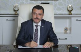 Başkan Genç’ten Ramazan Bayramı Mesajı: “Huzur ve Barış Getirmesini Diliyorum”