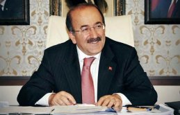 Gümrükçüoğlu İslam âleminin bayramını tebrik etti