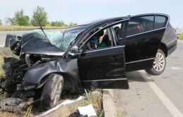 Bir araba bir aileye mezar oldu: 3 ölü 2 yaralı