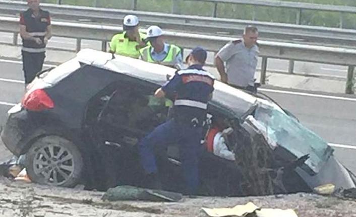 Su toplama kanalının duvarına çarptı: 3 ÖLÜ!