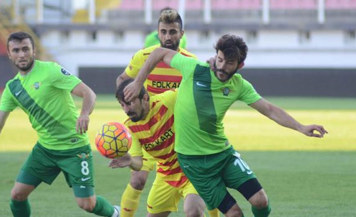 Güray Vural geri döndü