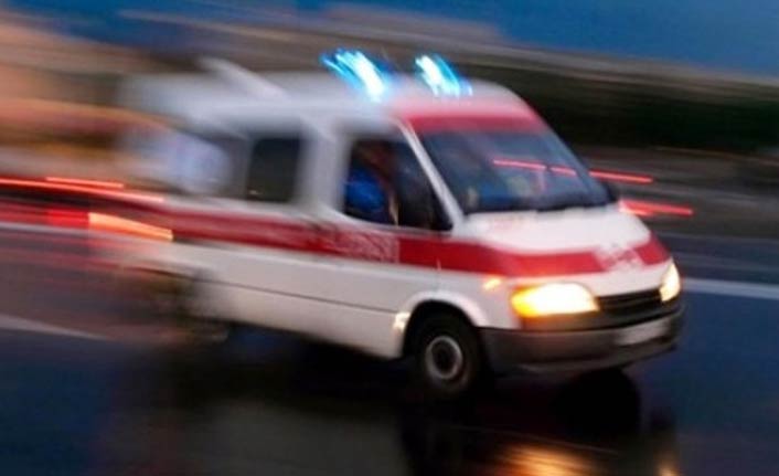 Oğlunu kurtarmak için peşinden atladı