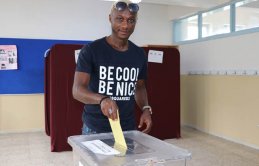 Yattara Trabzon'da oy kullandı