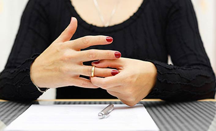 "Eşine beddua edene nafaka yok"