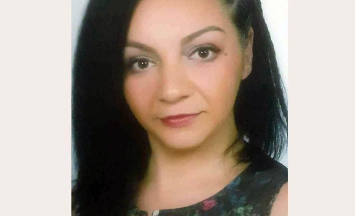 Polis boşanmak üzere olduğu eşini öldürdü