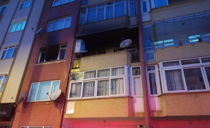 Çakmakla oynayan çocuk evi yaktı