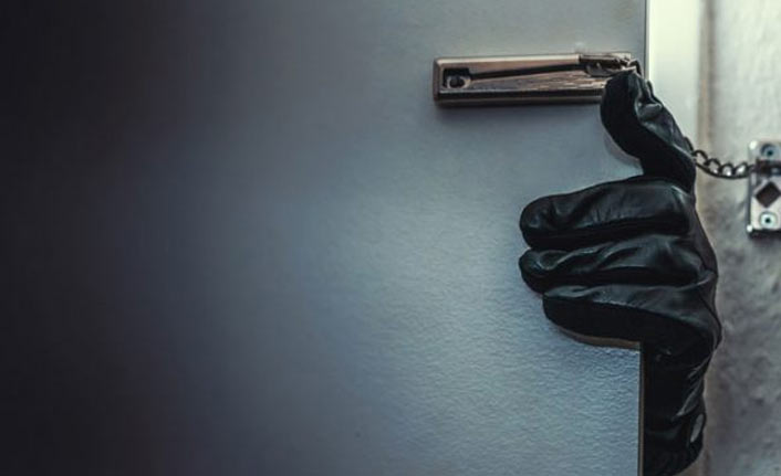 Trabzon'da 15 farklı araması olan suçlu yakalandı!