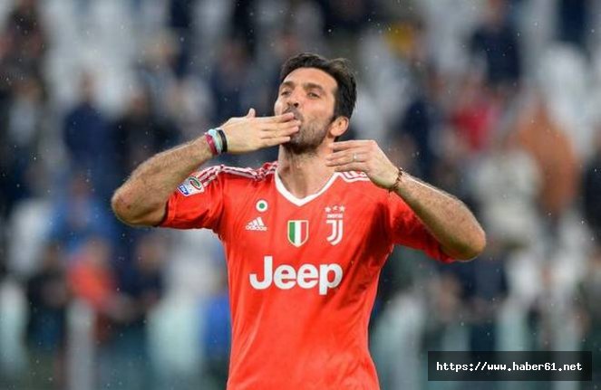 Buffon imzayı atıyor!