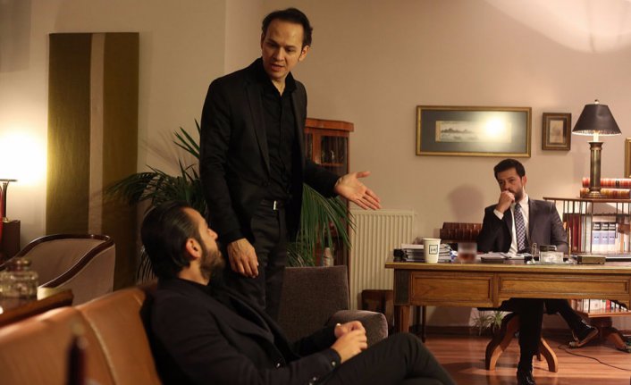 Çukur dizisi oyuncusuna taksici saldırdı