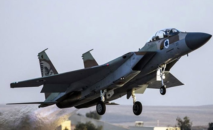 İsrail Suriye'yi vurdu