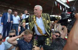 Tarihi Kırkpınar Yağlı Güreşleri'nin ağası Trabzonlu