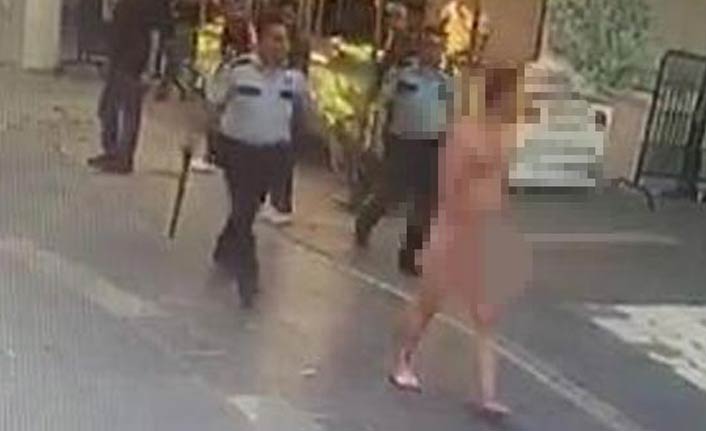 Çıplak adam dehşeti - Annesini öldürüp çırılçıplak sokağa çıktı