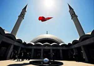 Mimar Sinan İzinde bir kadın