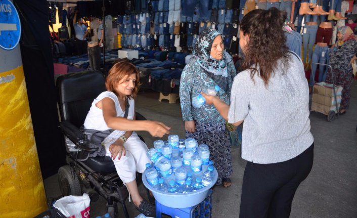 Engelli annenin çağrısı: Para değil, iş istiyorum