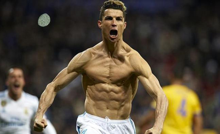 Ronaldo herkesi şok etti!