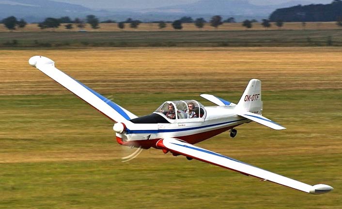 Uçak düştü: 2 ölü