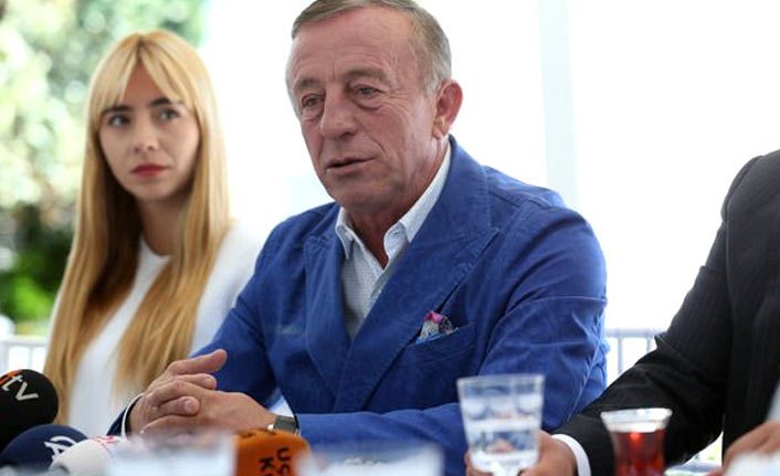 Ali Ağaoğlu batıyor mu?