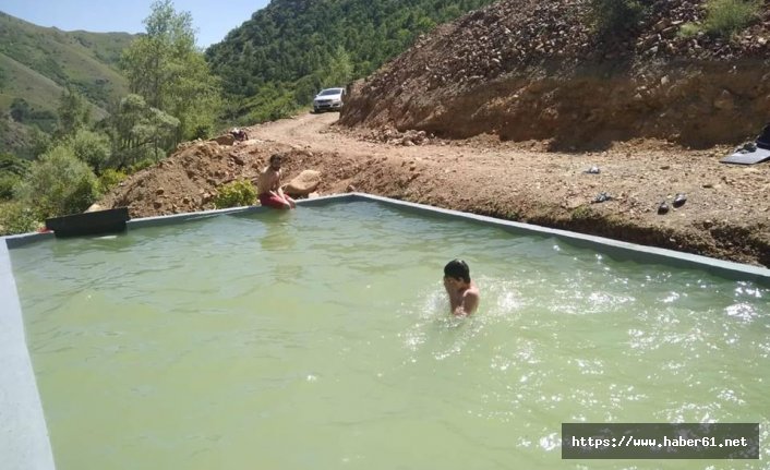 Gümüşhane'de sıcaklara böyle çare buldular