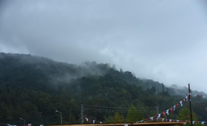 Sinop'u sağanak vurdu