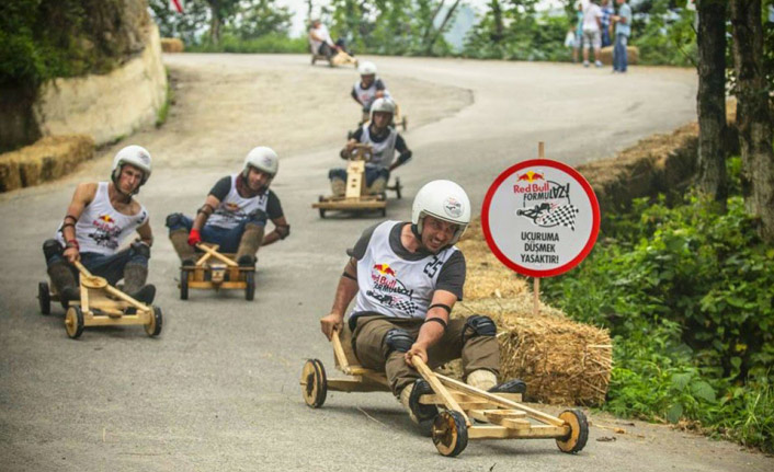 Karadeniz'de "Red Bull Formulaz" Şenliği