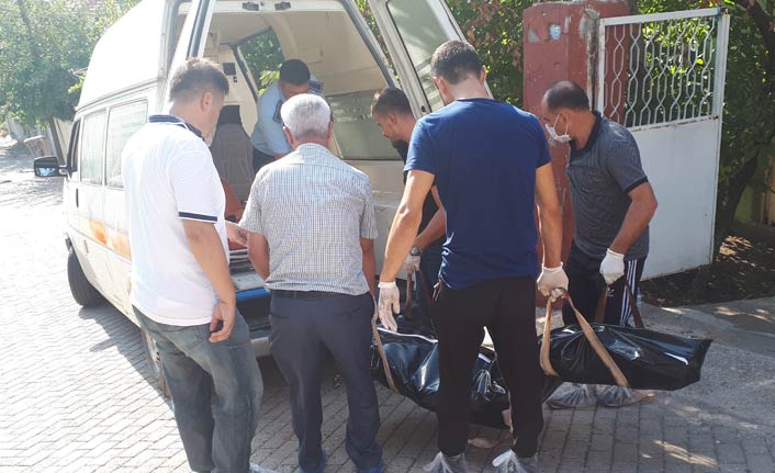İnşaat işçisi evinde ölü bulundu