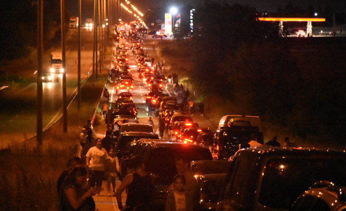 Kapıkule'de çift sıra 6 kilometrelik gurbetçi kuyruğu
