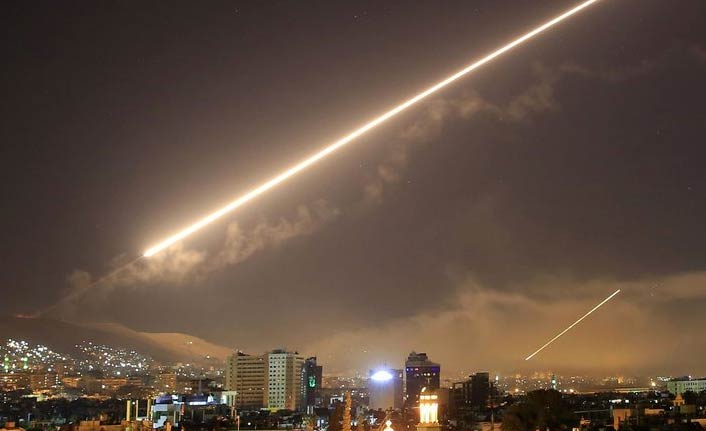 Rusya: ABD, İngiltere ve Fransa Suriye'yi vuracak