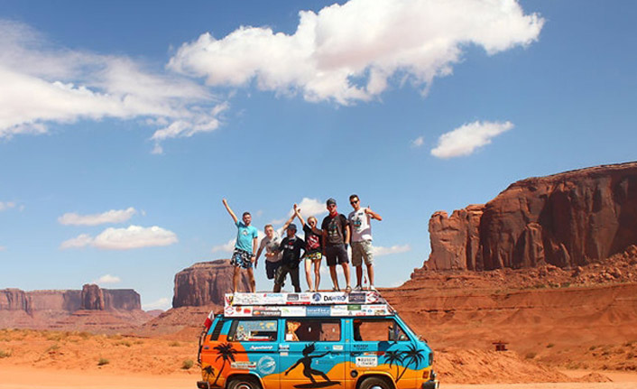 Yedi kıtaya ayak basan en genç Türk, sosyal medyada ilgi çekiyor