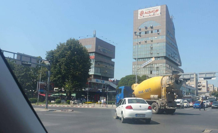 Üsküp'te o tabela indirildi