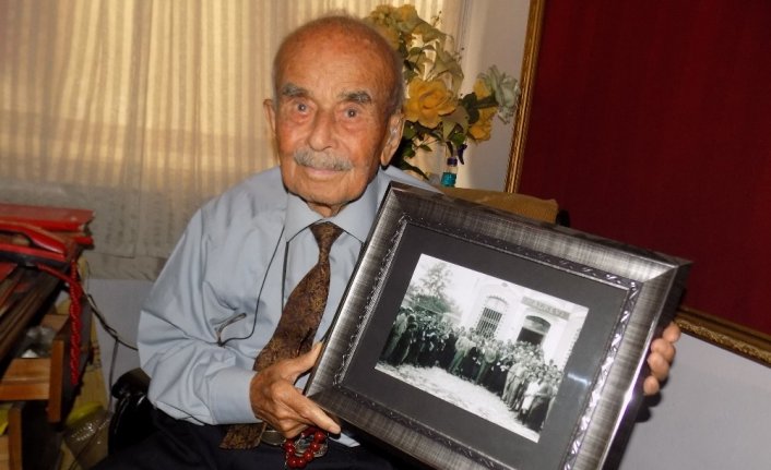 81 yıl önce gördüğü Atatürk’e 93 yaşında şiir yazdı