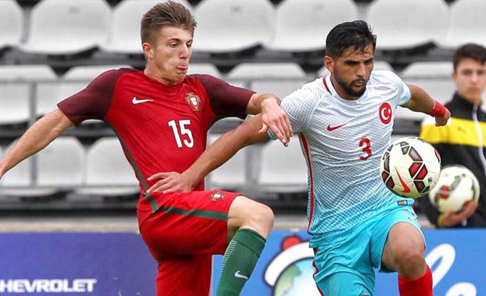 Trabzonspor’dan ayrılan genç oyuncuya milli davet