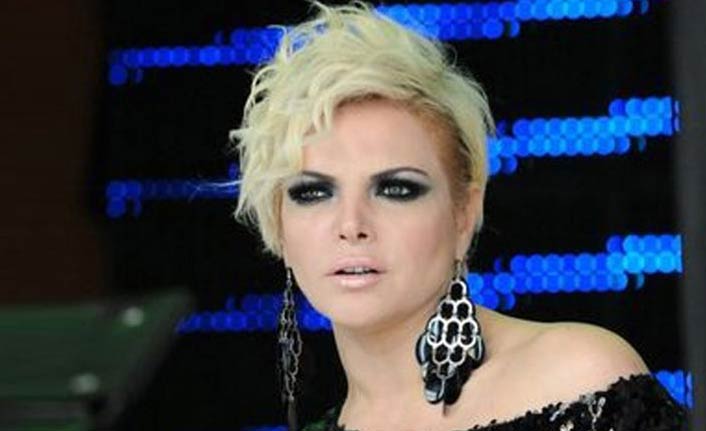 Ünlü şarkıcı kanser oldu