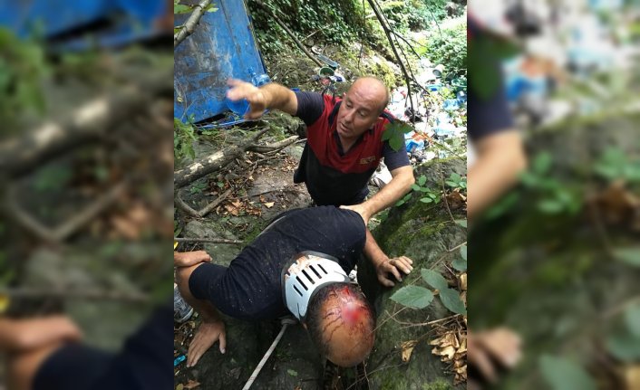 Pat Pat uçuruma yuvarlandı: 2 yaralı