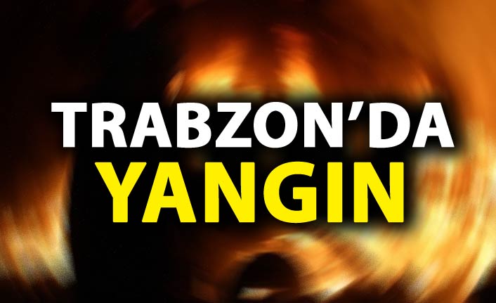 Trabzon'da karton ve plastiklerin istiflendiği alanda yangın!