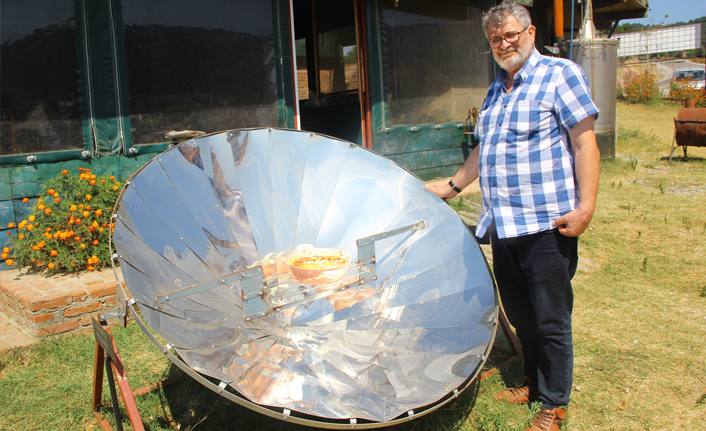 Bu köyde yemekler güneş ile pişiyor