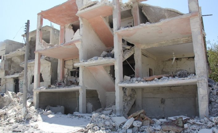 Hava ve kara saldırılarının ardından İdlib’de büyük yıkım