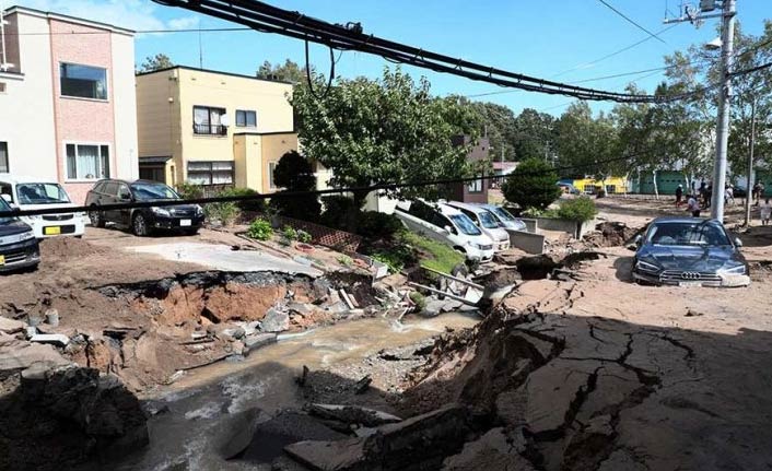 Depremde ölü sayısı arttı