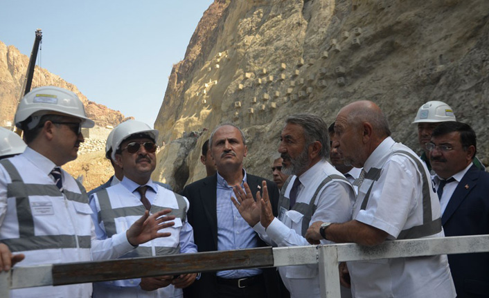 İki Bakan Yusufeli'ni ziyaret etti